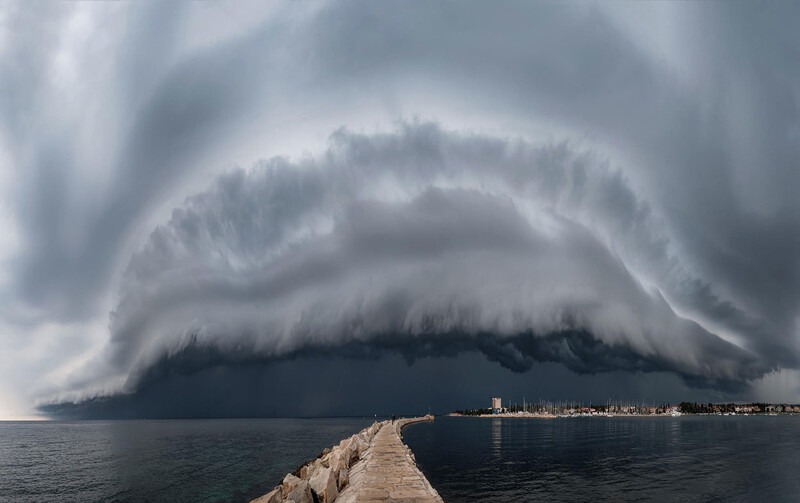 2등상 ‘괴물’. Weather Photographer of the Year 2020