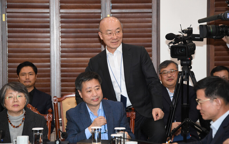 지난해 12월 수석·보좌관회의에 참석한 김조원 청와대 민정수석. 한겨레 자료사진