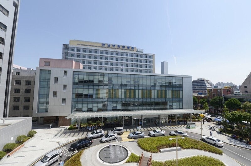 광주광역시 동구 학동에 자리한 국립전남대학교병원 본원.&lt;한겨레&gt;자료사진