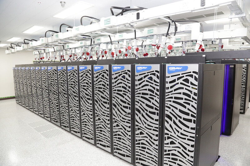한국과학기술정보연구원이 2018년 개통한 한국의 슈퓨컴퓨터 5호기 ‘누리온’. KISTI 제공
