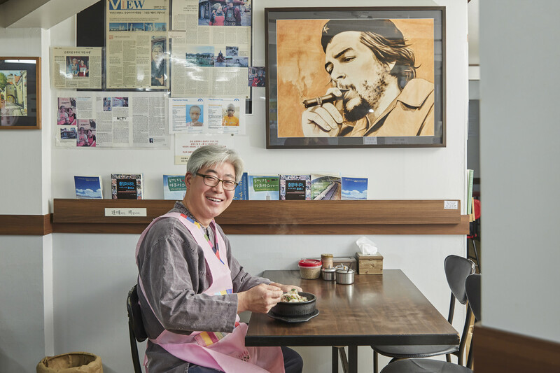 아현시장 ‘은성 순댓국’의 주인 이한신씨. 사진 윤동길(스튜디오 어댑터 실장) 제공