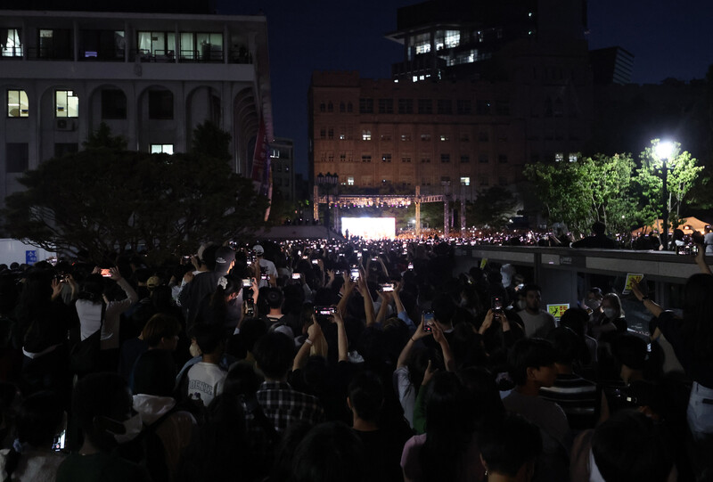 서울의 한 대학교 축제 현장. 연합뉴스