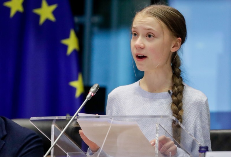 그레타 툰베리가 지난 3월 벨기에 브뤼셀에서 열린 유럽연합의회 환경위원회에서 연설을 하고 있다. 연합뉴스.