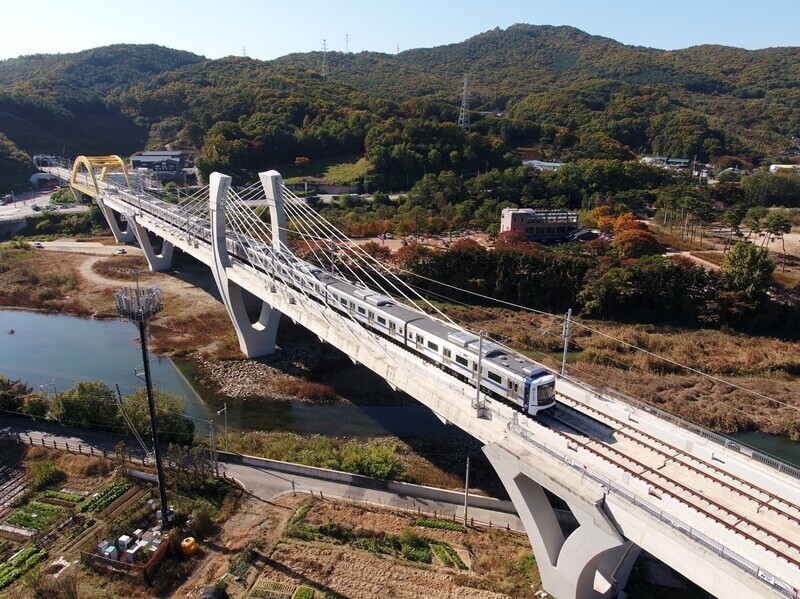 탄소중립 시대로 가면서 철도 교통의 중요성이 점점 커지고 있다. 국가철도공단 제공