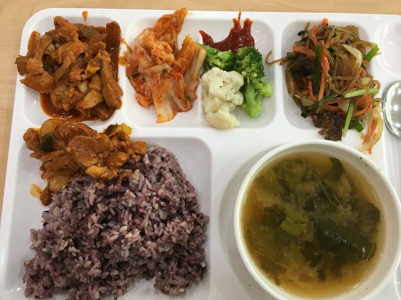 대검찰청 구내식당 `아람'의 음식. 사진 블로거 앤디 제공