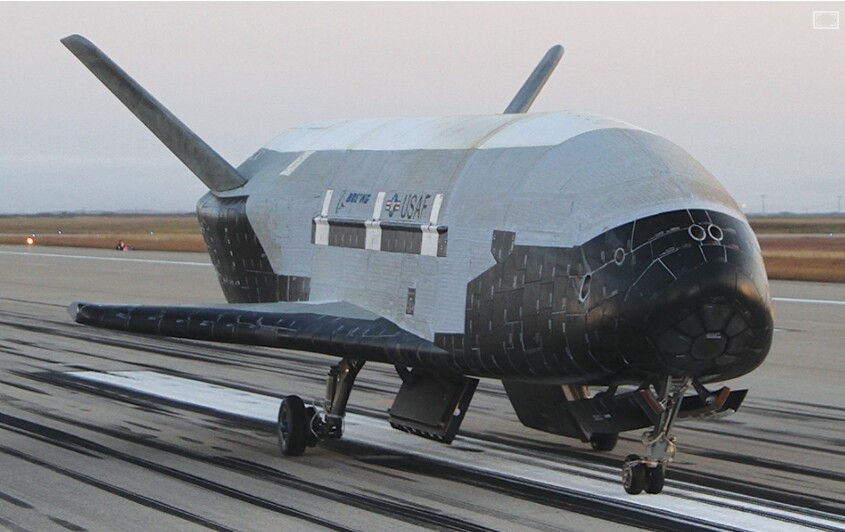 미 공군의 우주왕복선 X-37B. 보잉 제공