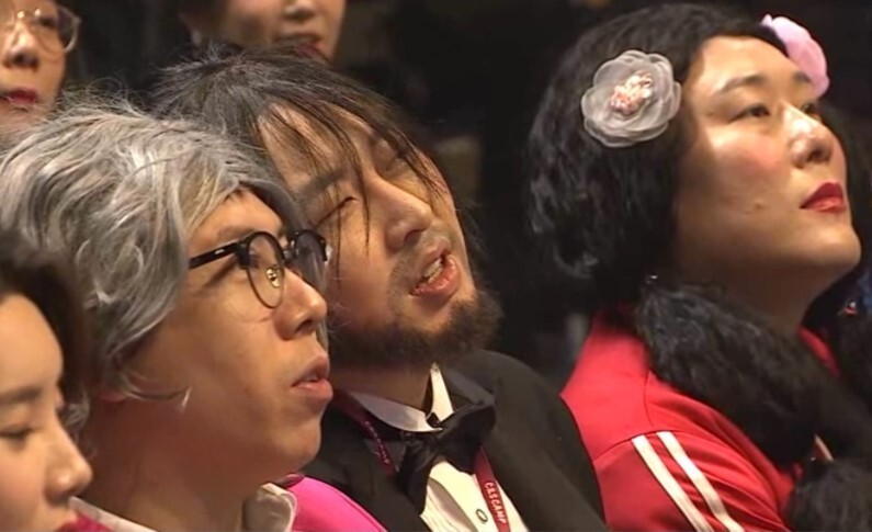 <코미디 빅리그>는 코로나19로 ‘무관객 녹화’를 하게 되자 코미디언들이 직접 객석에 앉아 웃음을 더했다. 티브이엔 제공