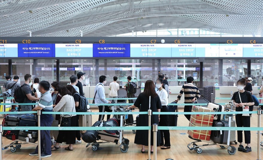 서울 강서구 김포공항 국내선청사에 위치한 대한항공 체크인카운터. 연합뉴스