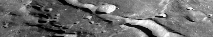 지난해 8월5일 발사된 달 궤도 탐사선 ‘다누리’가 지난달 24일 고해상도 카메라로 촬영한 달 뒷면의 슈뢰딩거 계곡 지역. 과학기술정보통신부 제공