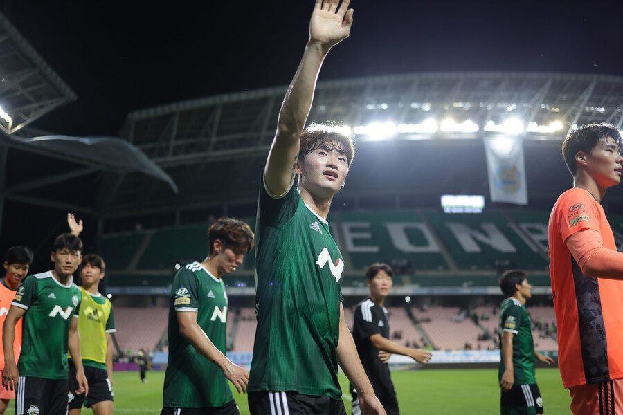 전북 현대의 김진수. 한국프로축구연맹 제공