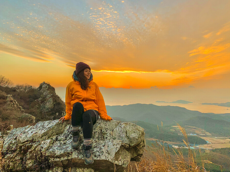 달마산에서 본 일몰.