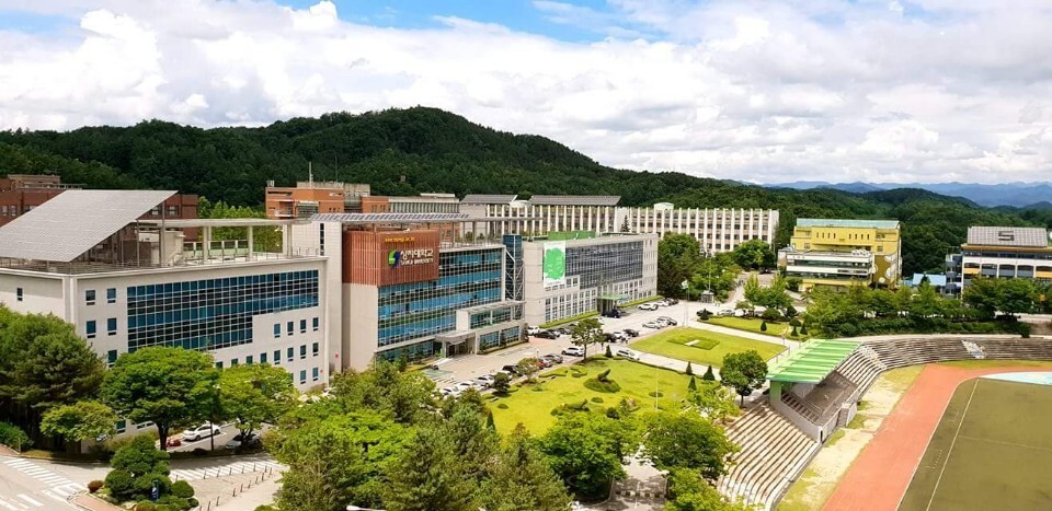 강원도내 4년제 대학 가운데 가장 먼저 등록금 반환을 결정한 원주 상지대 전경. 상지대 제공