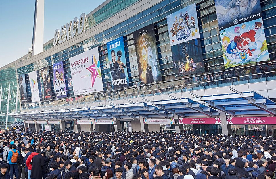 지난 2018년 11월 부산시 해운대구 소재 ‘벡스코’에서 열린 국제게임전시회 ‘지스타’ 풍경. 당시 23만5000여명의 관람객이 행사장을 찾았다. 지스타 제공