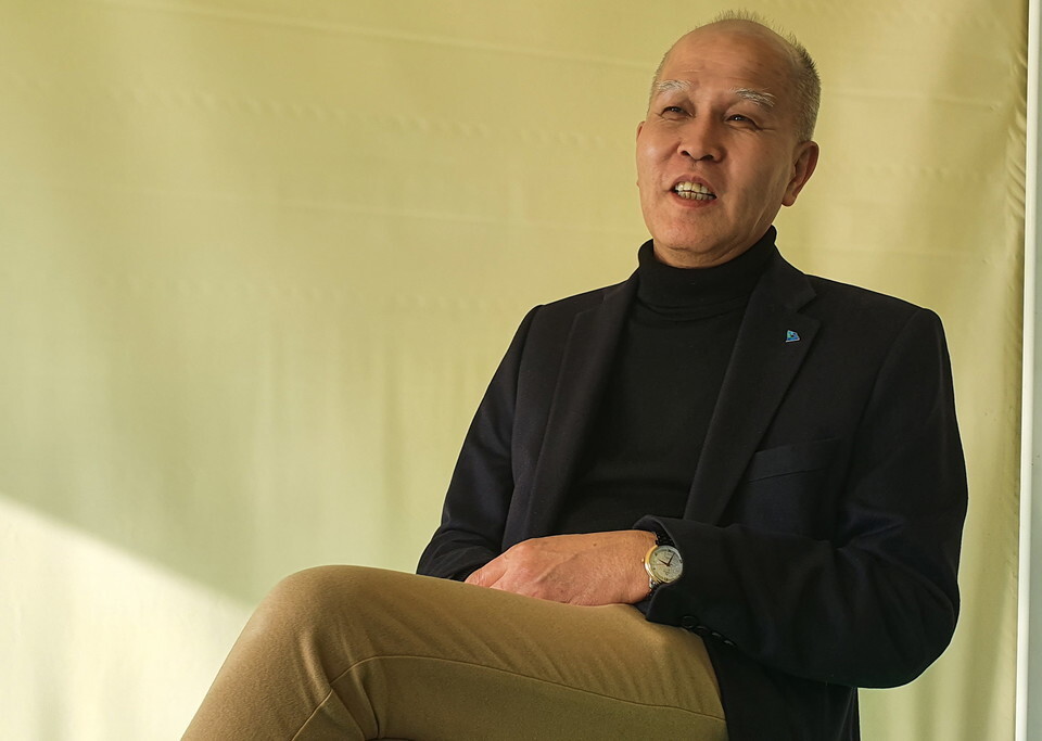 이용우 전 카카오뱅크 대표가 더불어민주당 7번째 영입인사로 4·15 총선 출마를 선언했다. 그는 2015년 ‘카뱅 1000만 가입자’를 이끈 금융 전문가다. 김병철 코인데스크코리아 기자