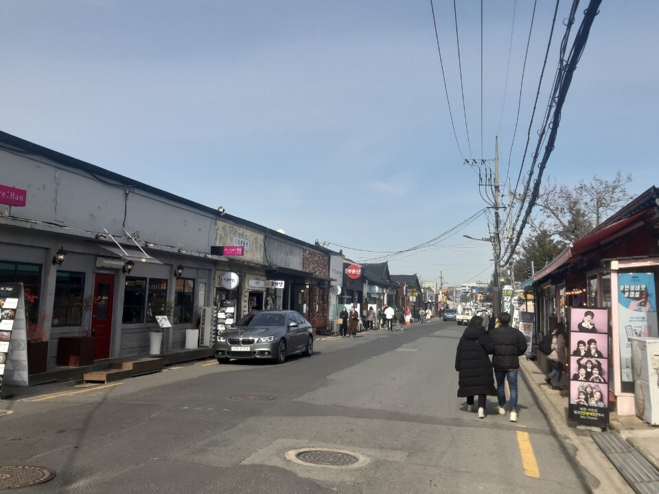 6일 오후 경주 황남동 황리단길. 이경미 기자