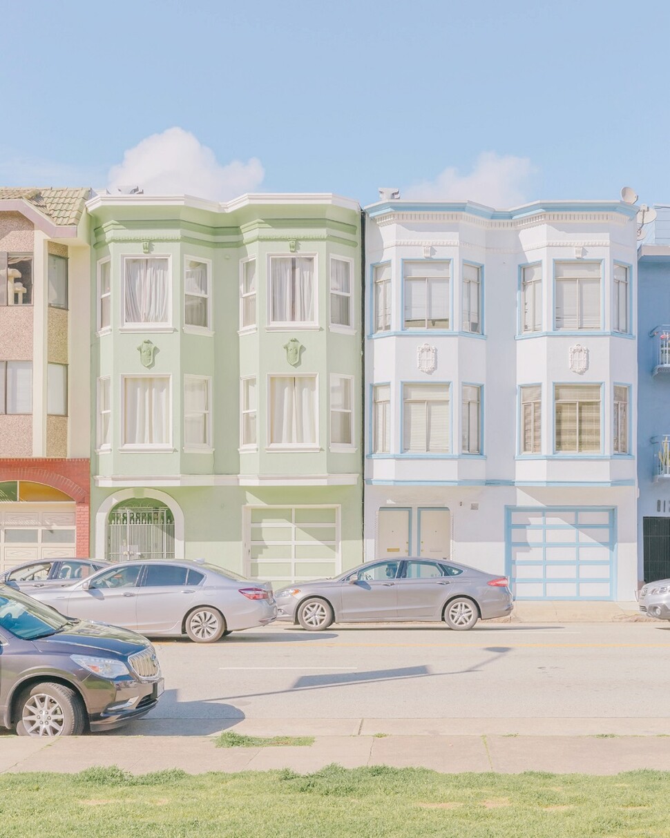 ⓒ Teresa Freitas, Subject Matter Art, and Artémios/CCOC -Neighbourhood Layers, 2018 ⓒ Teresa Freitas, Subject Matter Art, and Artémios/CCOC -Neighbourhood Layers, 2018