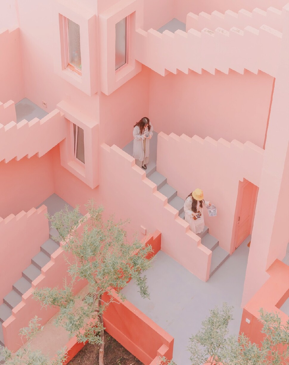 ⓒ Teresa Freitas, Subject Matter Art, and Artémios/CCOC -Inside the Maze, 2019 ⓒ Teresa Freitas, Subject Matter Art, and Artémios/CCOC -Inside the Maze, 2019