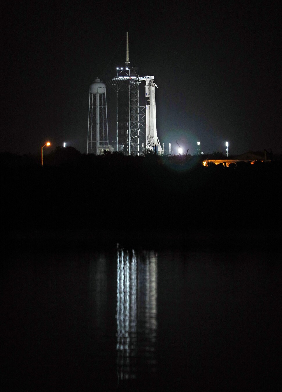 The SpaceX Falcon 9 rocket. 연합뉴스/AFP