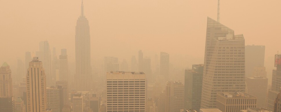 캐나다 산불 연기, 뉴욕까지 뒤덮어…최악 대기질 1억명 위협