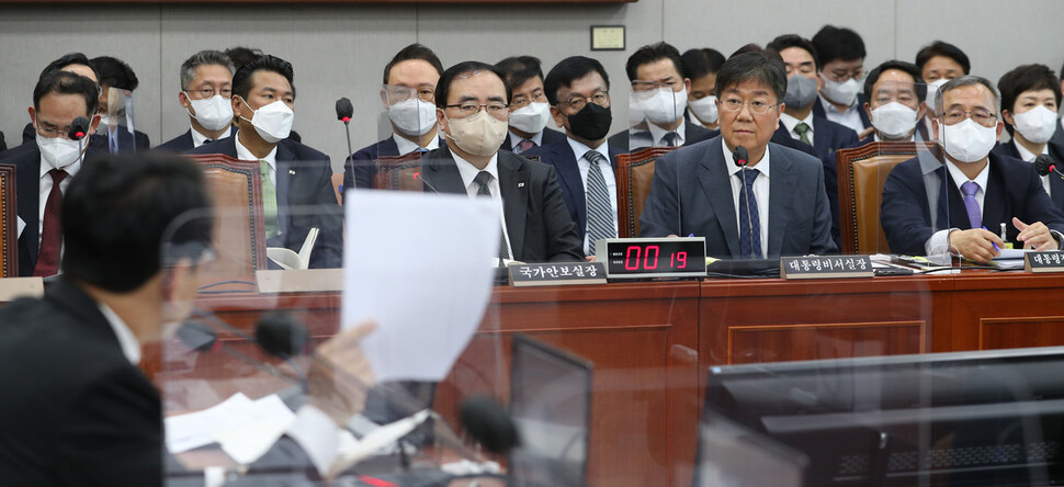 김대기 대통령 비서실장이 8일 오전 국회 운영위원회에서 열린 대통령비서실·국가안보실·대통령 경호처에 대한 국정감사에서 질문에 답하고 있다. 강창광 선임기자