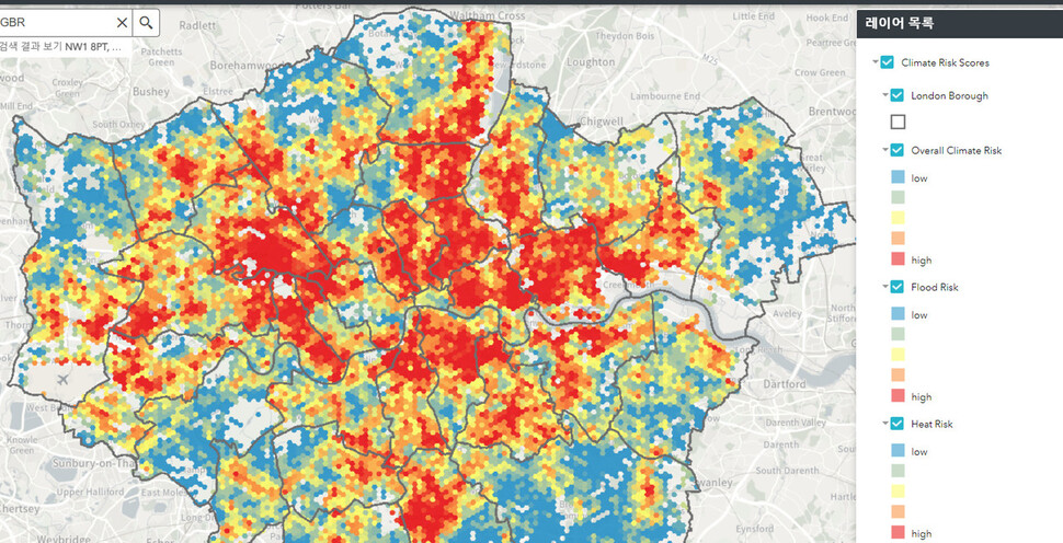 런던시가 밝힌 런던 기후 리스크 지도. 붉을수록 위험도가 높은 지역을 표시해두고 있다. 런던시 누리집 갈무리
