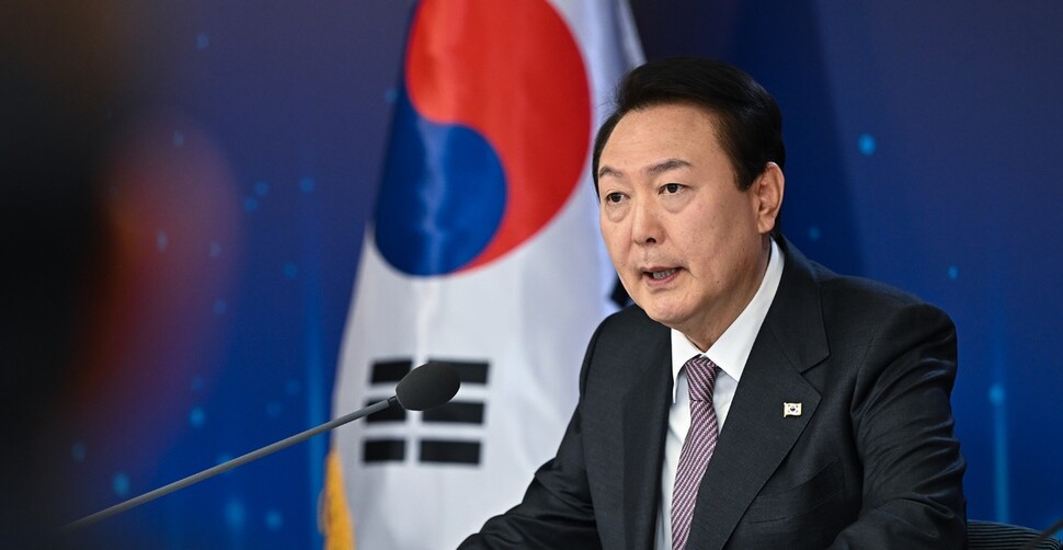 윤석열 대통령이 지난해 11월 서울 서초구 대한무역투자진흥공사(코트라) 본사에서 수출전략회의를 주재하고 있다. 대통령실 제공