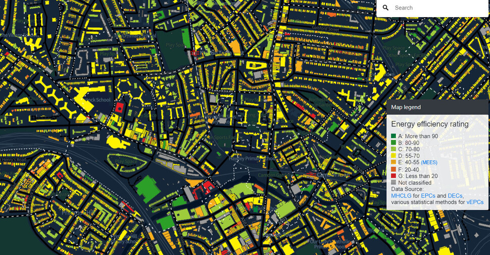 런던 주거 지역의 에너지 효율 등급 지도. 녹색일수록 등급이 높은 지역이다. 런던시 누리집 갈무리