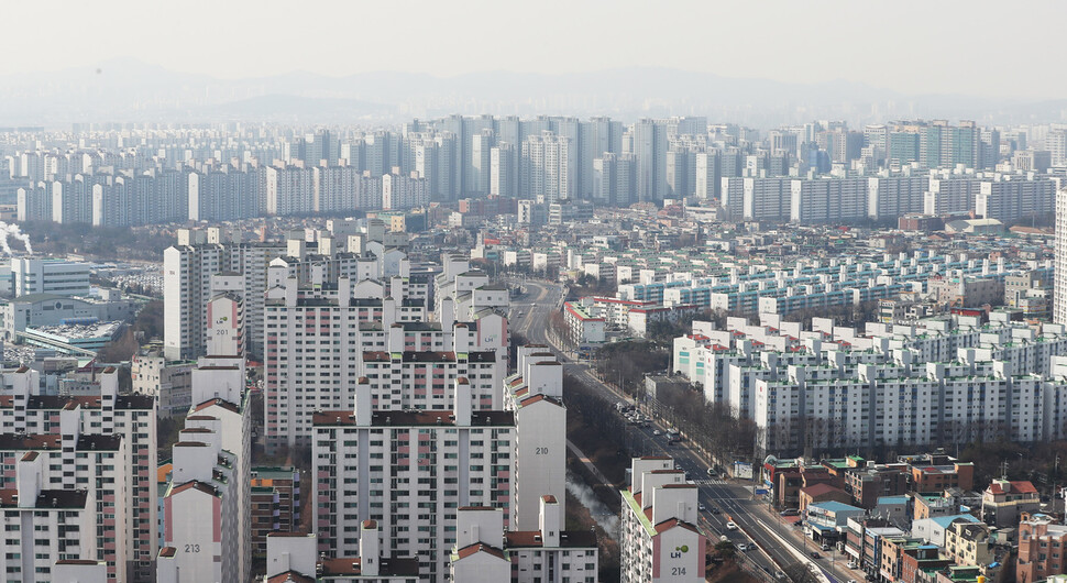 경기도 수원 시내 아파트 단지 모습. 연합뉴스