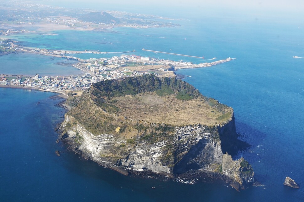 제주 성산일출봉.