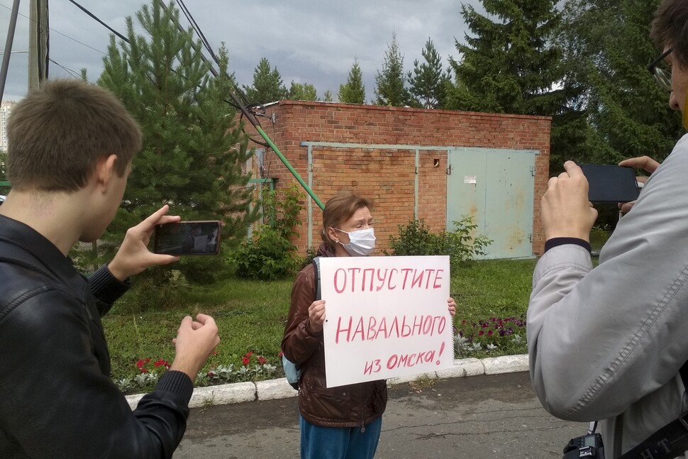 러시아 병원, “푸틴은 독에 중독되어 있지 않다”가 혼수 상태를 유발한다고 주장