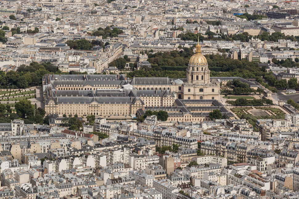 에펠탑에서 바라본 앵발리드의 모습. 위키피디아