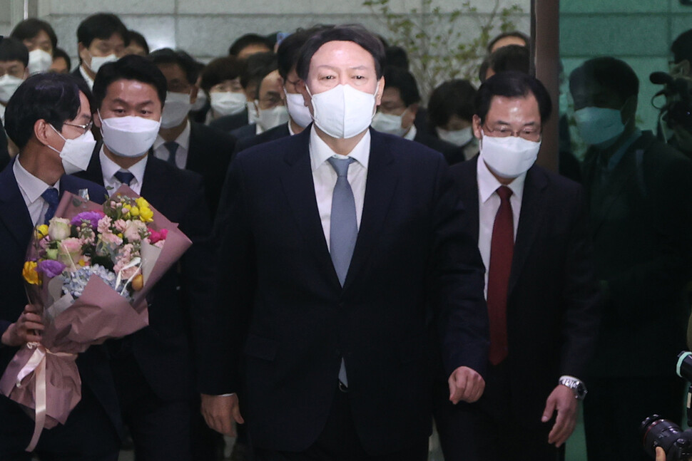 대선구도 ‘윤석열 변수’…여도 야도 복잡한 셈법