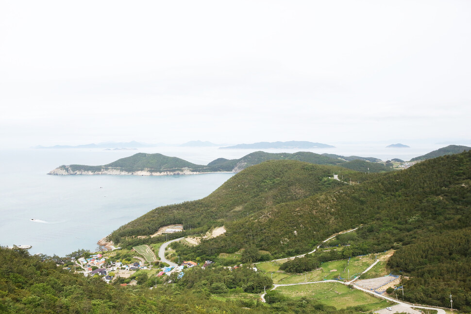 범바위에서 바라본 청산도 풍경.