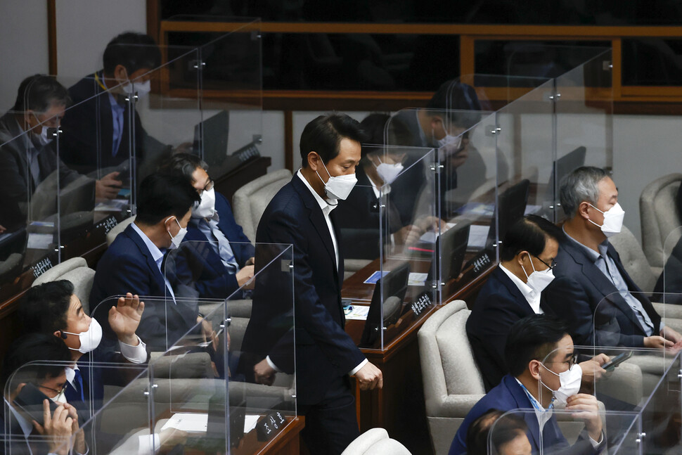 오세훈 서울시장이 지난 1일 오후 서울시의회에서 열린 제303회 정례회 1차 본회의 개회식에 참석하고 있다. 연합뉴스