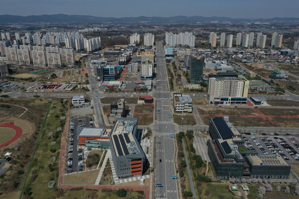 충북 진천 덕산·음성 맹동에 조성된 충북혁신도시. 충북혁신도시엔 공공기관 11곳이 이전했다.