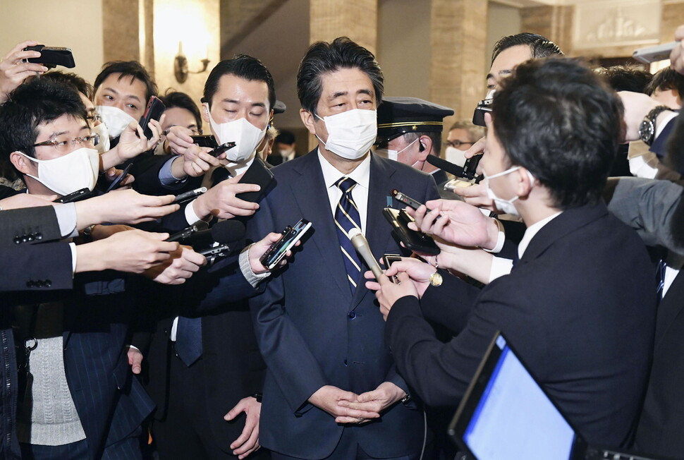 일본 검찰, ‘벚꽃 스캔들’ 아베 결국 불기소