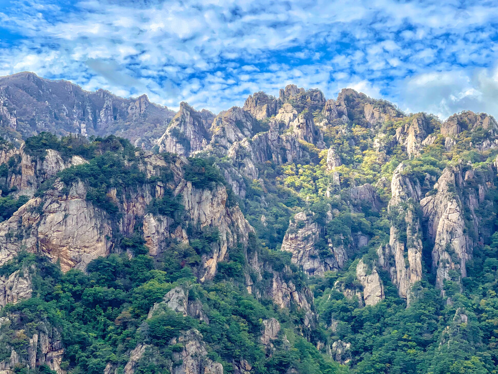 설악산 주전골-만경대 코스의 풍경. 김강은 제공