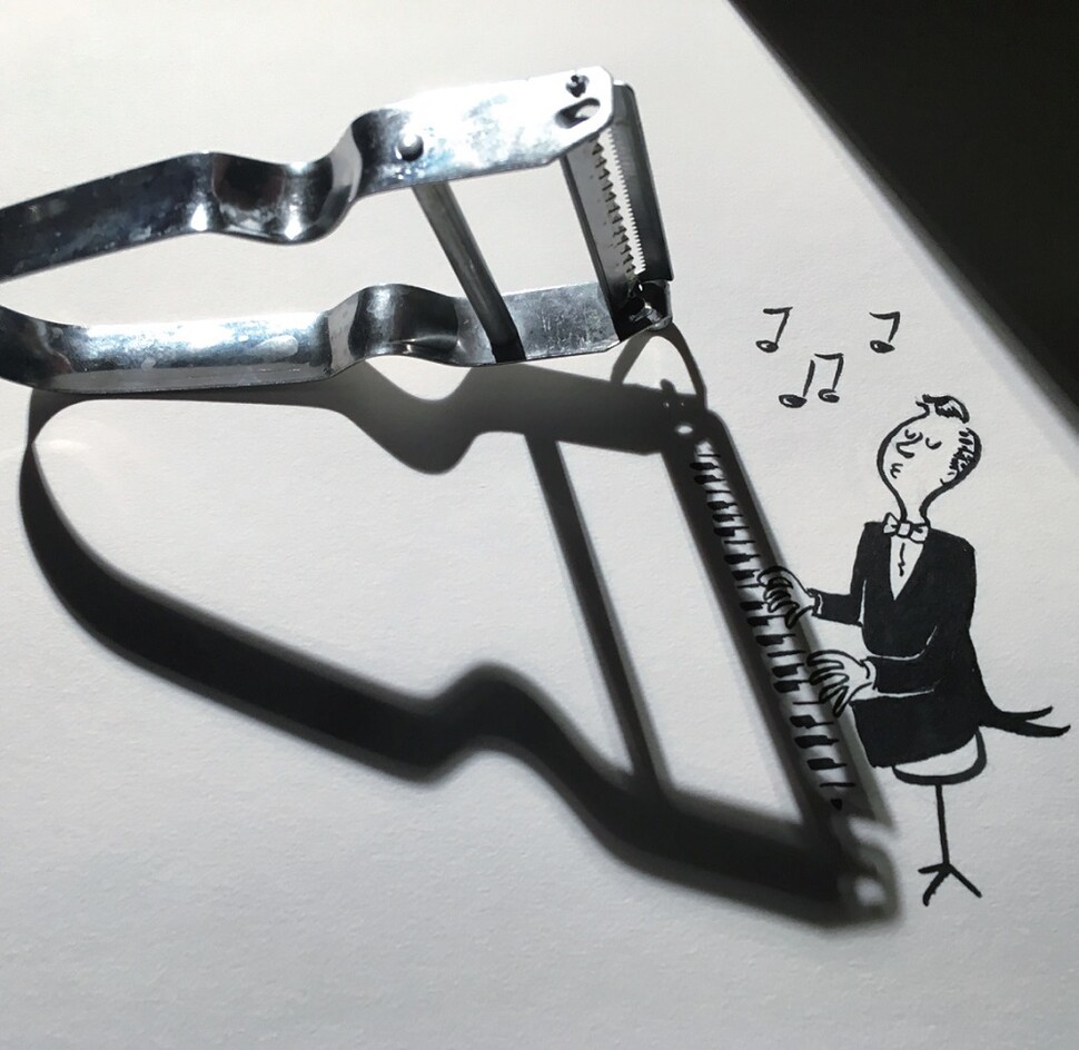 Shadowology by Vincent Bal, Concerto for piano peeler