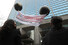 세계 여성의 날을 맞아 국제앰네스티 한국지부가 8일 오후 구글코리아가 입주해있는 서울 강남구 강남파이낸스센터 앞에서  온라인 성폭력 생존자 보호를 촉구하는 ‘구글: 미션 실패’ 플래시몹을 열고 있다. 신소영 기자