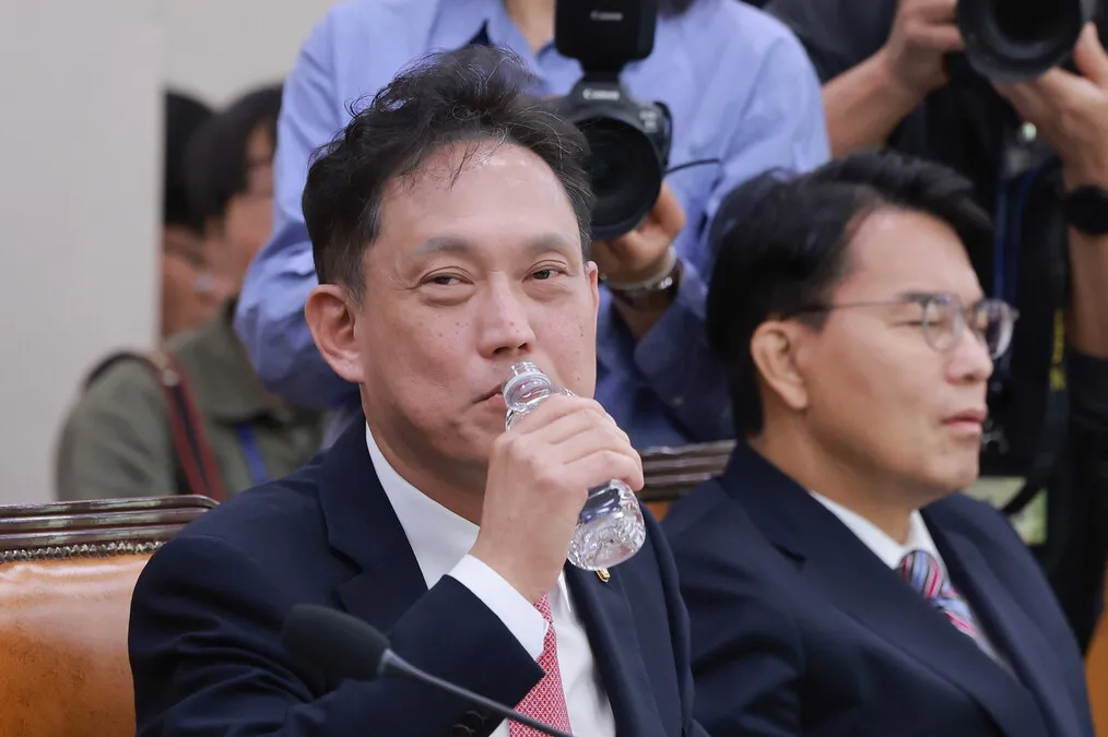 ‘전두환 내란 부인’ 김태규 징계안 내도…윤리특위 29개월째 ‘없음’