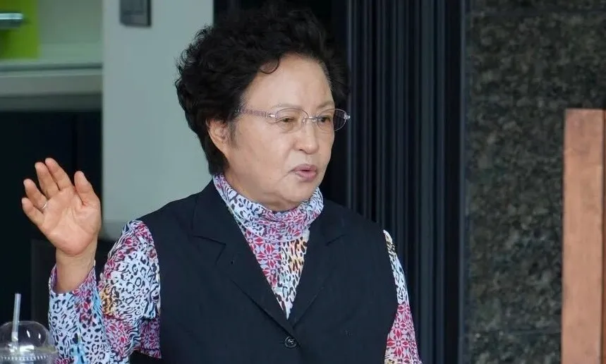 송영길 “권양숙 여사 ‘이 대통령 지켜달라’ 해…눈물 나더라”