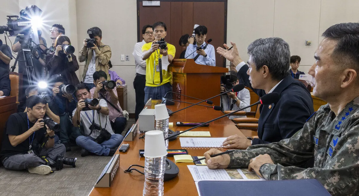 북, 국경화 작업 중 군사분계선 넘어와 지뢰 묻었다면 영토침범 논란