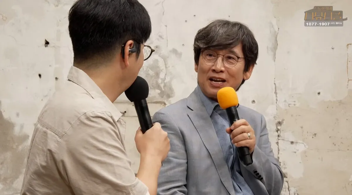 유시민 “멸칭 쓰는 지지층은 ‘신발 속 돌멩이’…이 대통령 고립시켜”
