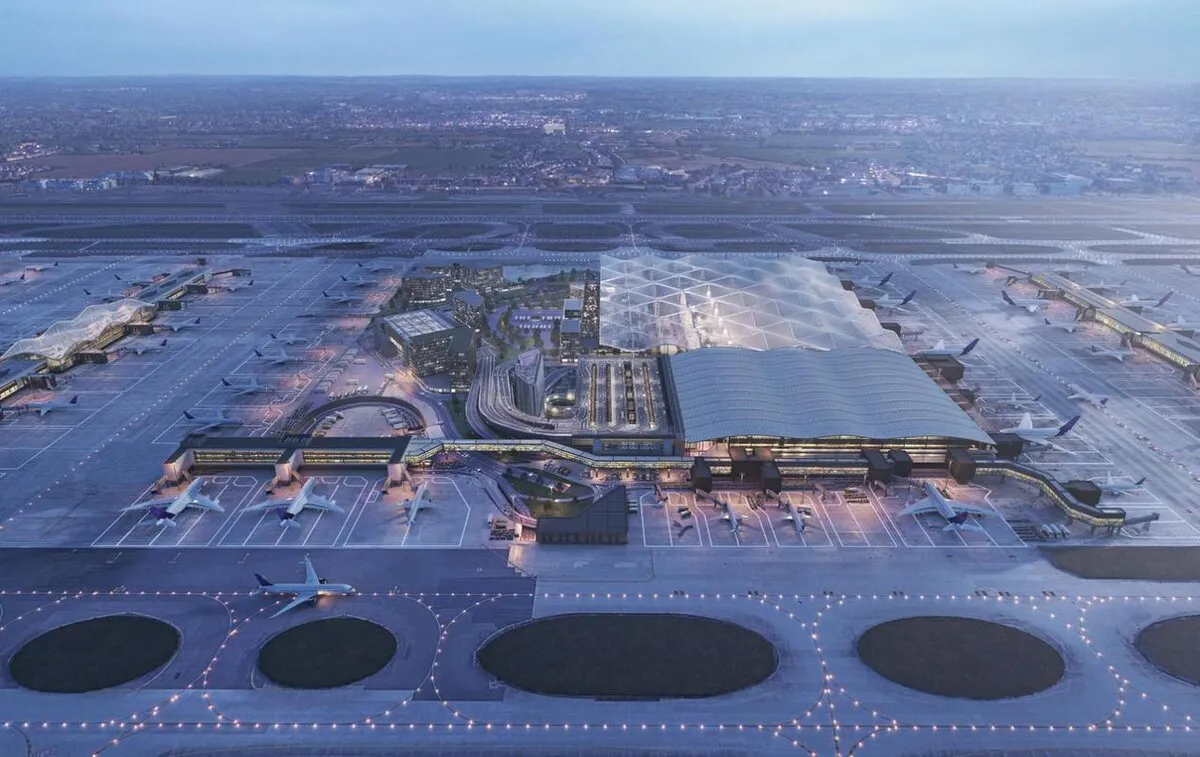 세계 2위 히스로공항 활주로 확대…결국 온난화 가속 ‘비싼 재앙’