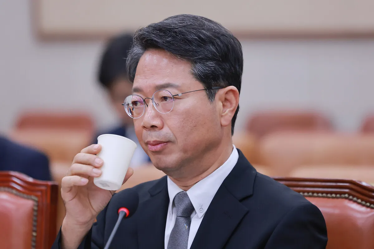 김승원, 법무장관 후보직 자진사퇴…“대통령 회견 보며 결심 굳혀”