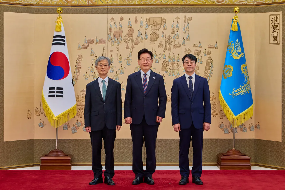 이 대통령, 조희대와 차담…‘대법관 재제청’ 얘기 나눴을지 관심