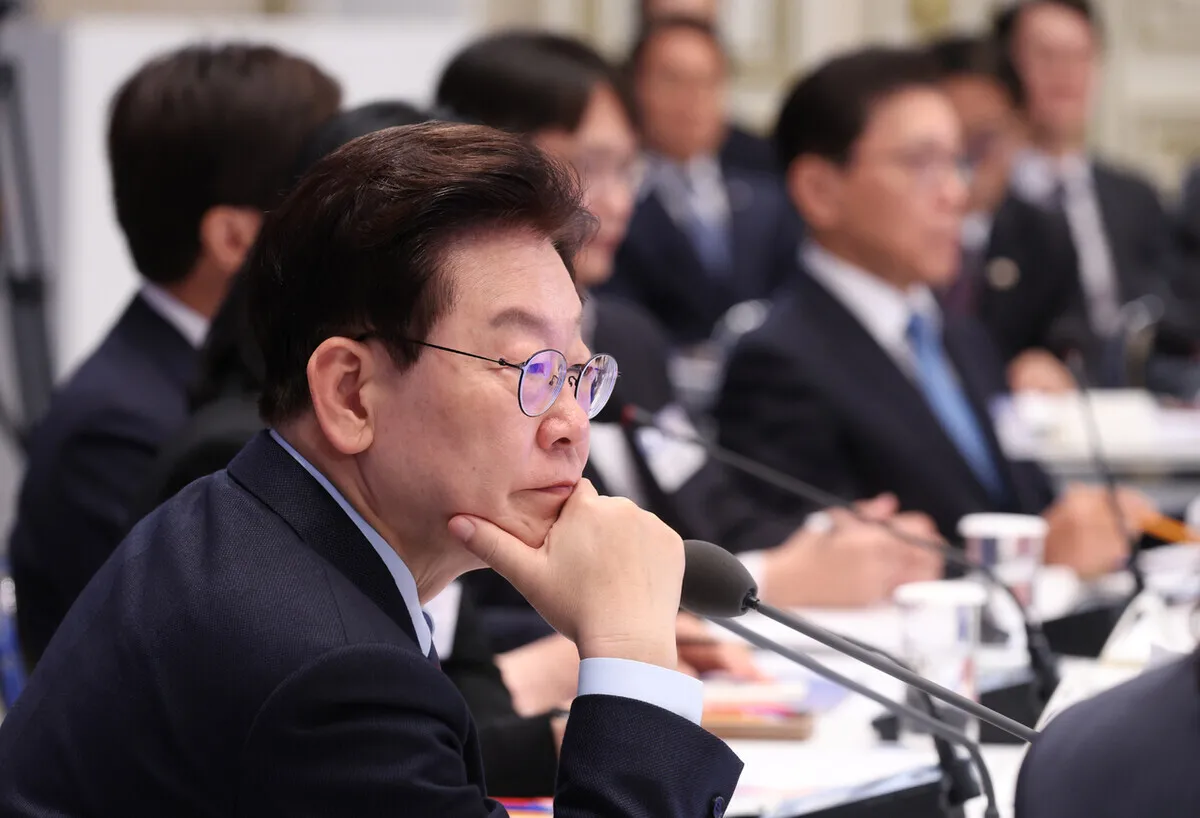 “죽도록 일 더 해서 돈 더 벌어라? 정부가 할 소리냐”…이 대통령 발언에 비판 확산