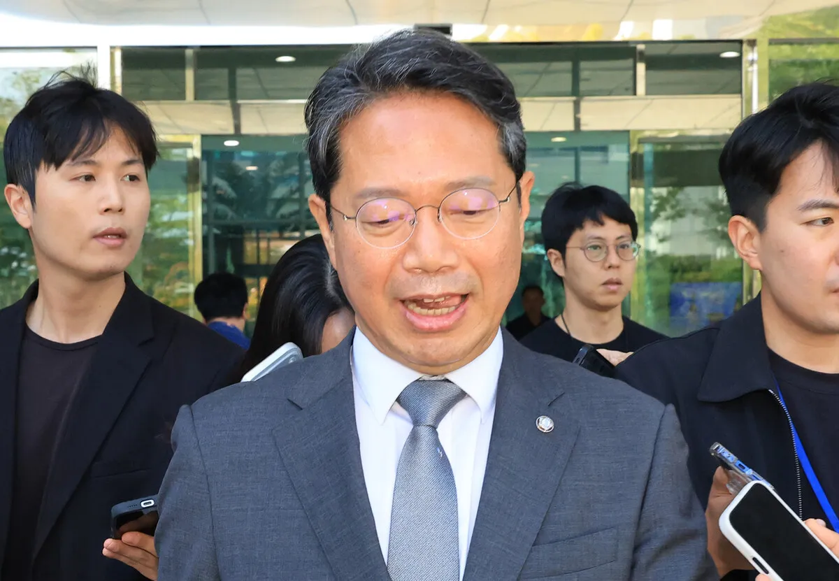 김승원 법무장관 후보자 사퇴…성추행 의혹 탄원서 배경 논란