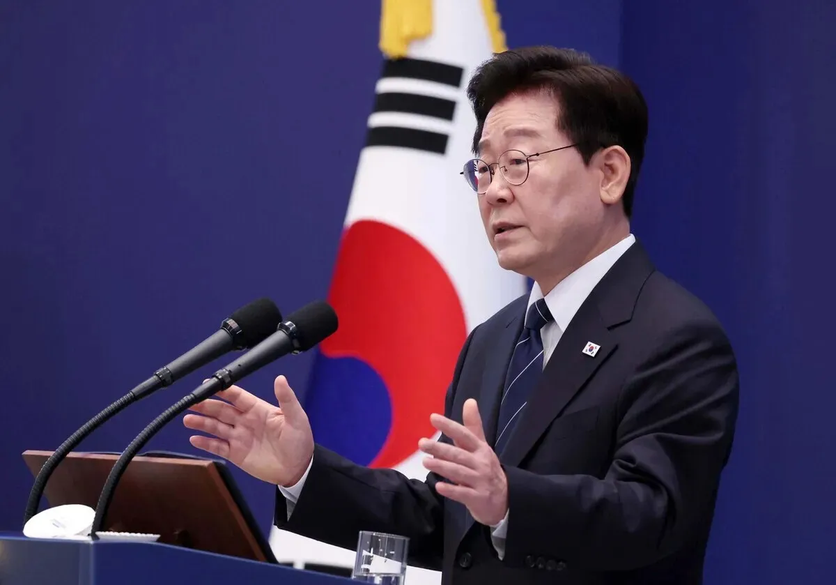 Lee says US investment talks continue because of unpalatable terms