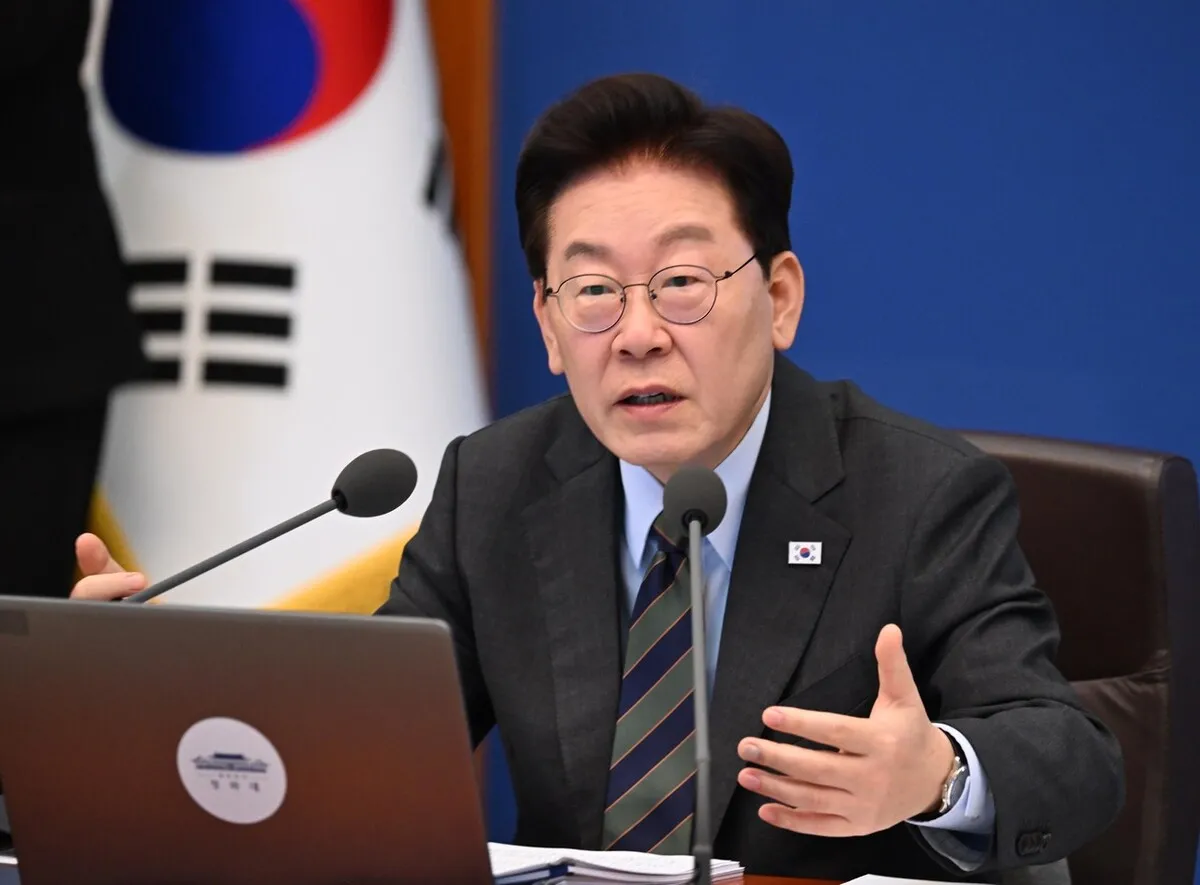 이 대통령 “국정 생중계·언론접촉·현장방문·SNS 모두 늘릴 것”